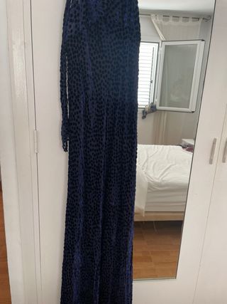 Vestido largo de fiesta con lunares