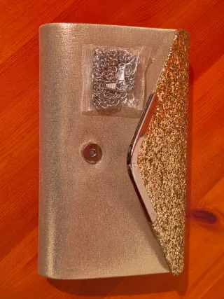 Bolso de fiesta dorado con purpurina