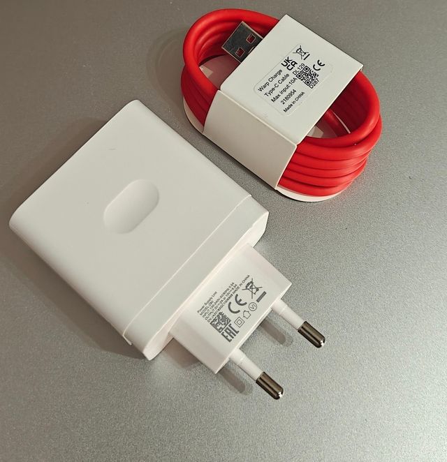 Caricabatterie Realme 100W compatibile SuperVOOC + Cavo