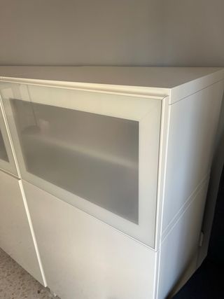 Mueble/vitrina salón blanco y cristal