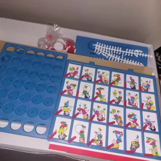 Juego de mesa 3 en 1: Coloca 4, Hundir Barcos, C