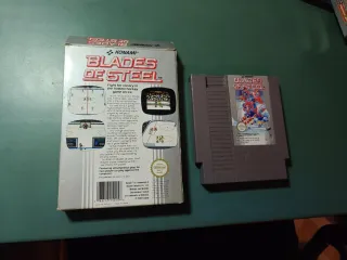 Blades of Steel Nintendo NES Konami