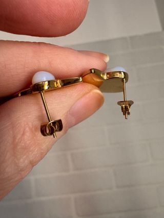 Orecchini con pietre di luna