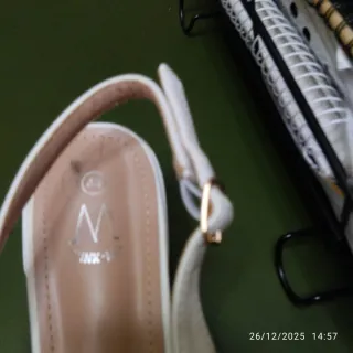 Zapatos de mujer blancos