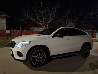 Mercedes-Benz GLE 2016