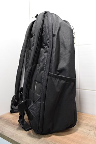 MOCHILA DE VIAJE SAMSONITE GUARDIT CLASSY NEGRA