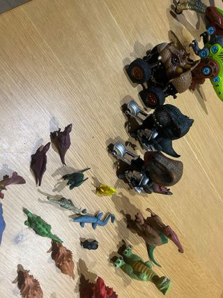 Lote dinosaurios y animales juguete