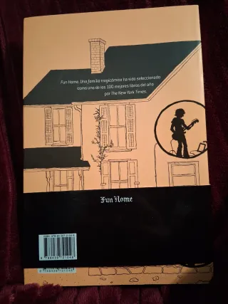 Fun home: Una familia tragicómica