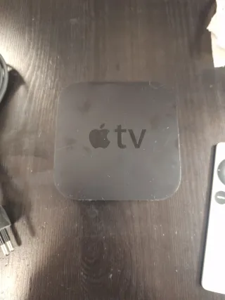 Apple TV 3ª Gen con Mando y Cable