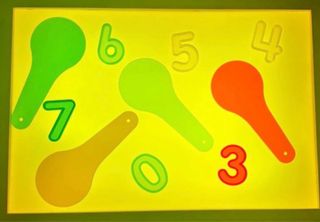 Mesita de luz Montessori