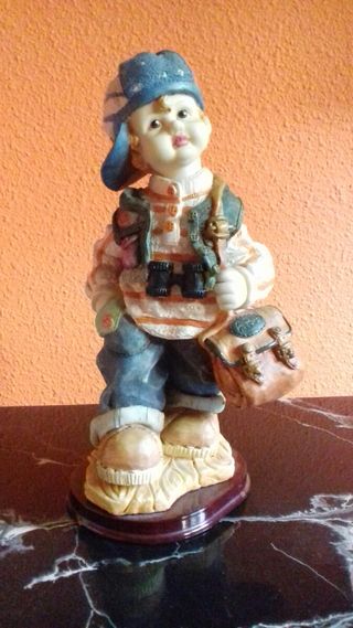 Figuras de resina decorativas