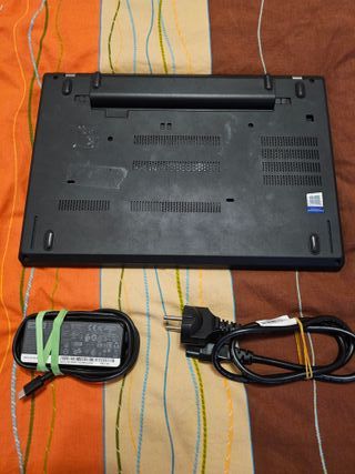 Lenovo T480 Notebook Portatile