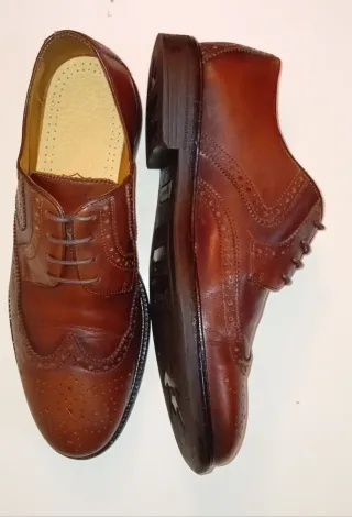 Zapatos de vestir marrones Emidio Tucci