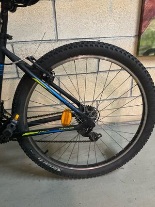 Bicicleta DTB Tracker Negra y Azul