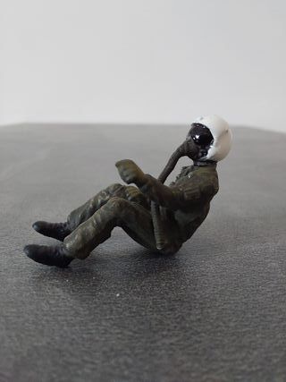 Figurina Piloto Caza 1/48 Pintada No3 (cantidad 1)