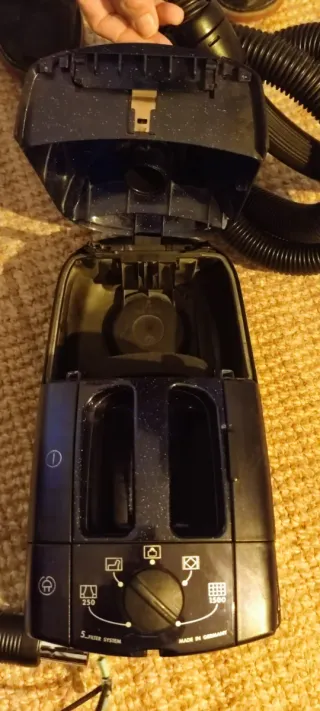 Aspiradora AEG Vampyrino Bolsa