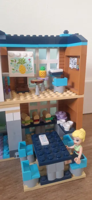 Lego Friends 41682 Colegio Heartlake City