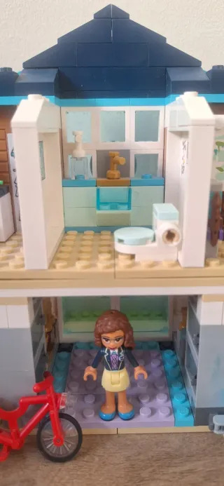 Lego Friends 41682 Colegio Heartlake City