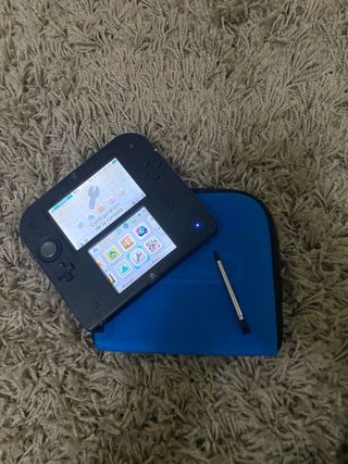 Nintendo 2DS Negra y Azul
