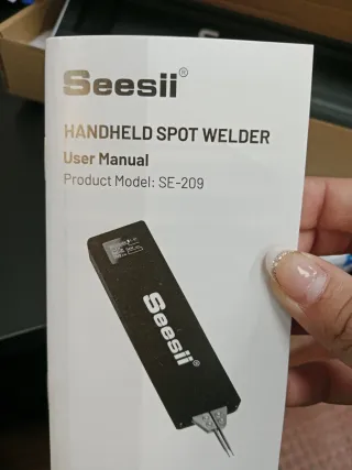 Soldador por puntos portátil SEESII SE-209