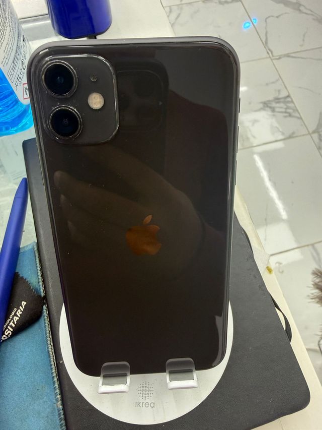 iPhone 11 64GB Negro
