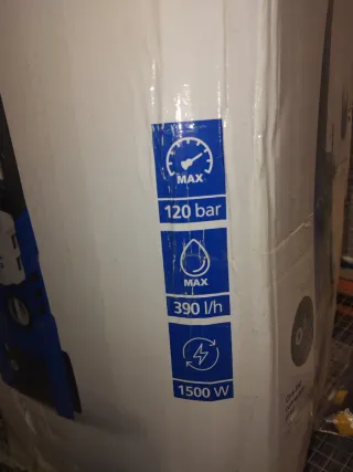 Hidrolavadora azul y negra