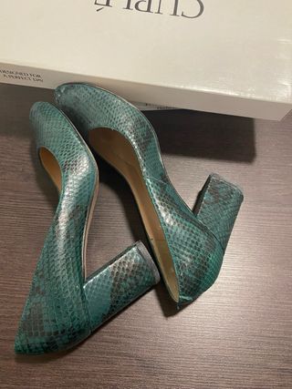 Zapatos de salón CUPLE verde y negro