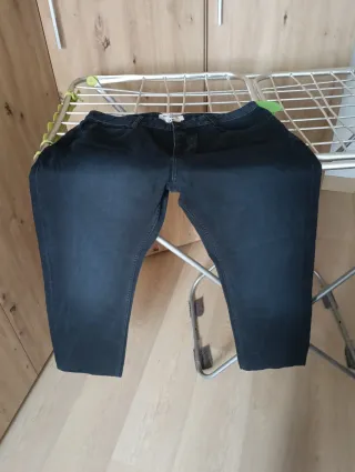 Pantalón pitillo negro Billabong