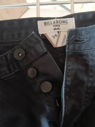 Pantalón pitillo negro Billabong