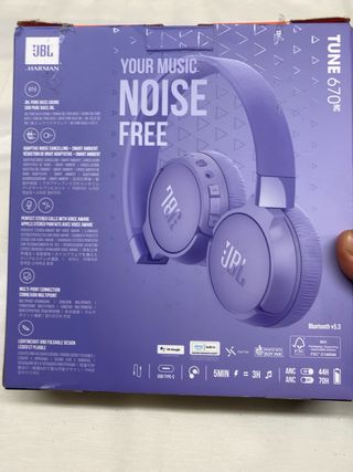 JBL Auriculares Tune 670 NC