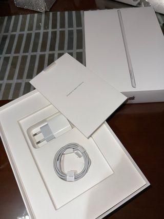 Apple iPad 9ª Gen Argento