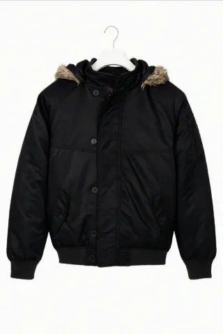Bomber Jordan Nero con Cappuccio e Pelliccia