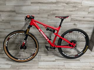 Bicicleta XC Roja