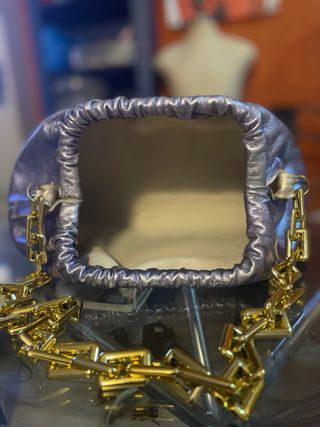 Bolso de fiesta piel genuina metalizada.