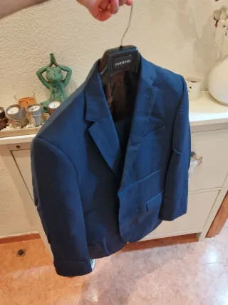 Traje azul marino CTF semi entallado