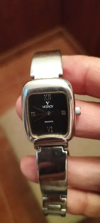 Reloj Viceroy Cuarzo Negro y Plateado