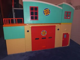 Estación Bomberos San y Vehículos