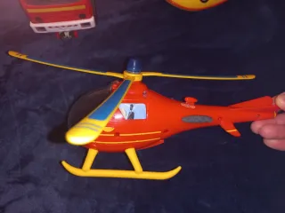 Estación Bomberos San y Vehículos