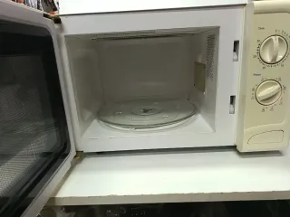 Microondas Grill Team