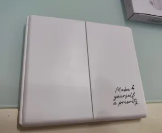 Espejo Plegable con Luz LED y cintas para colgar