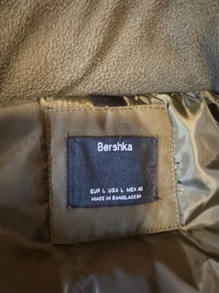 Abrigo verde Bershka Talla L