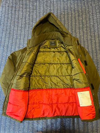 Abrigo verde Bershka Talla L