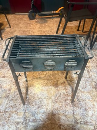 Barbacoa de metal
