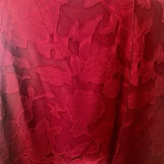 Vestido rojo elegante sin estrenar