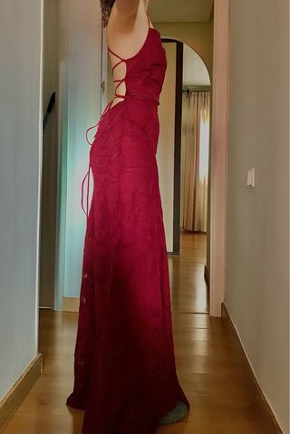Vestido rojo elegante sin estrenar