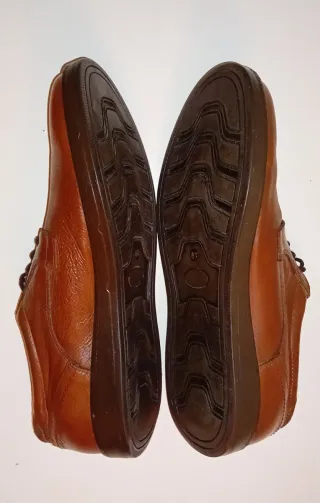 Zapatos de piel marrones talla 43