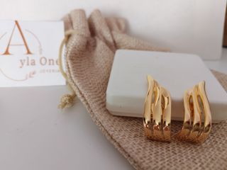 Pendientes bañados en oro 18k