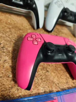 Lote 3 mandos PS5 + 1juego