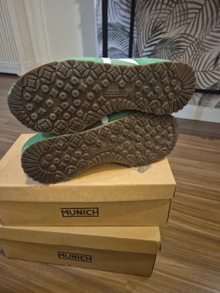 Zapatillas Munich Verdes Talla 42 Nuevas