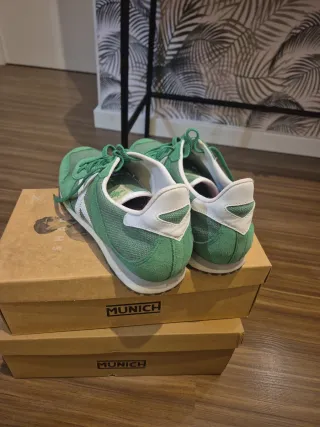 Zapatillas Munich Verdes Talla 42 Nuevas